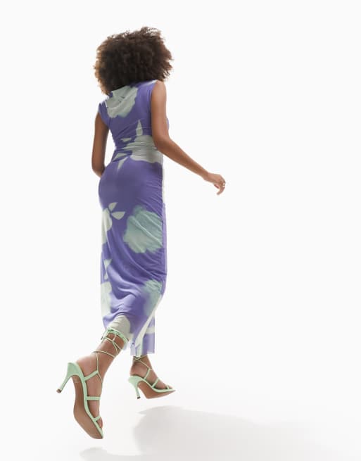 ASOS DESIGN - Rynket midikjole med udskåret talje og print i blåt mesh, 3 af 4
