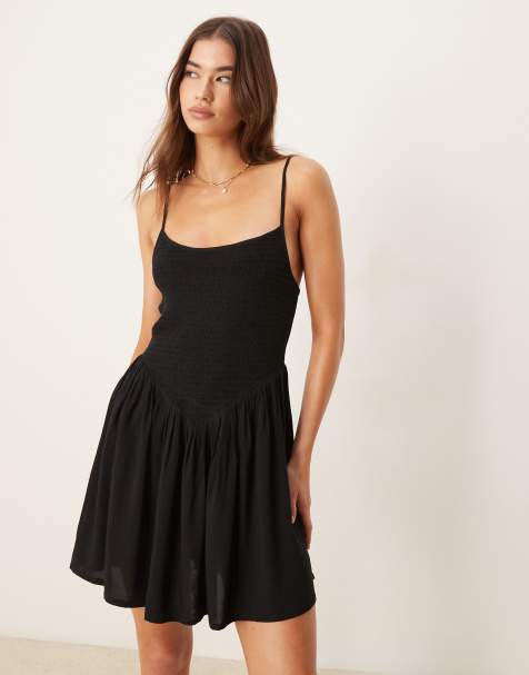 ASOS DESIGN - Rynket og sort mini-strandkjole - view 1