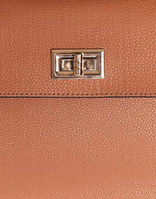 ASOS DESIGN - Sac à bandoulière amovible avec fermoir et poignée supérieure - Marron , 2 de 4
