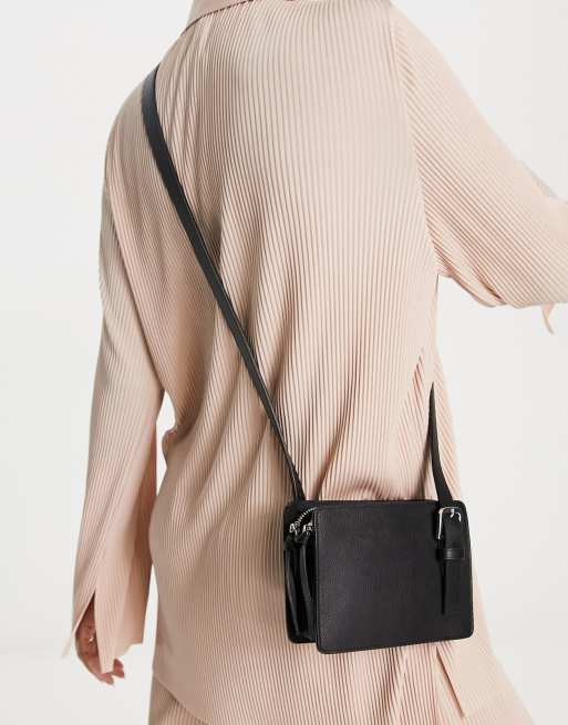ASOS DESIGN - Sac bandoulière carré en cuir avec deux boucles - Noir, 2 de 4
