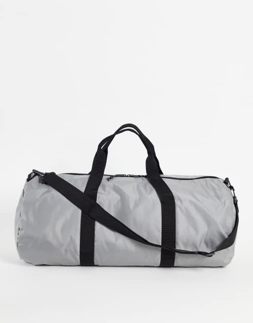 ASOS DESIGN Sac de sport 37 litres en nylon avec bandouli re Gris