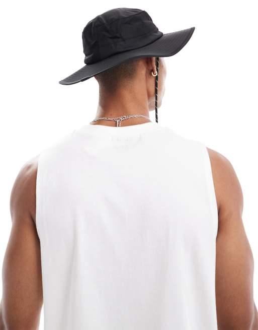 Contrast Bucket Hat