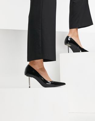 black patent court shoes mid heel