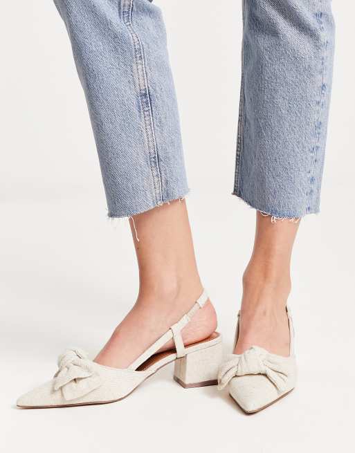 ASOS DESIGN - Saidi - Slingback schoenen van natuurlijke stof met strik en  halfhoge hak | ASOS