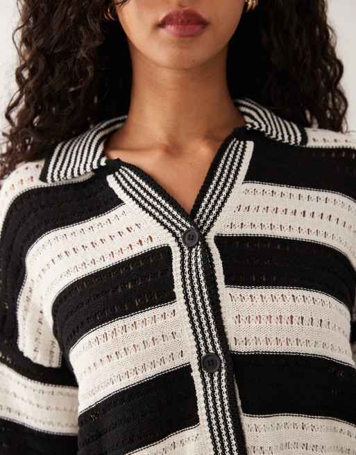 ASOS DESIGN - Sally Beach - Top in maglia monocromatica a righe con bottoni in coordinato, 4 di 4