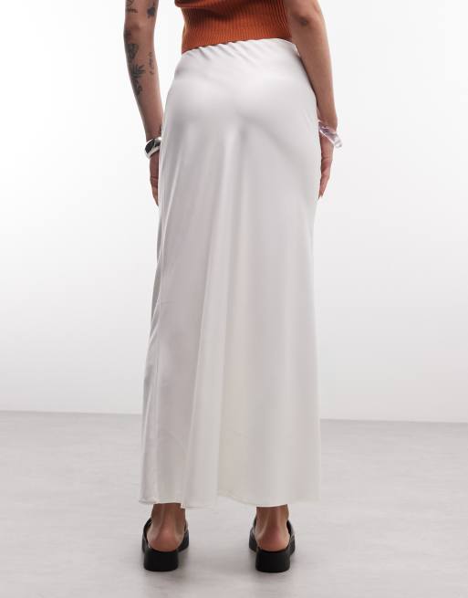 ASOS DESIGN – Salviagrön, diagonalskuren midikjol i satin, 5 av 5