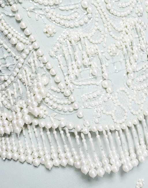 ASOS DESIGN – Salviagrön, diagonalskuren midiklänning i bandeaustil med pärlor, 3 av 4