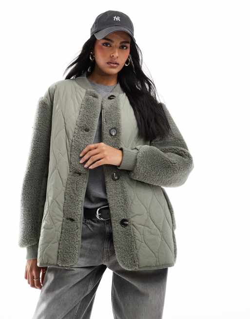 ASOS DESIGN – Salviagrön pufferjacka med tvådelad design i teddy 