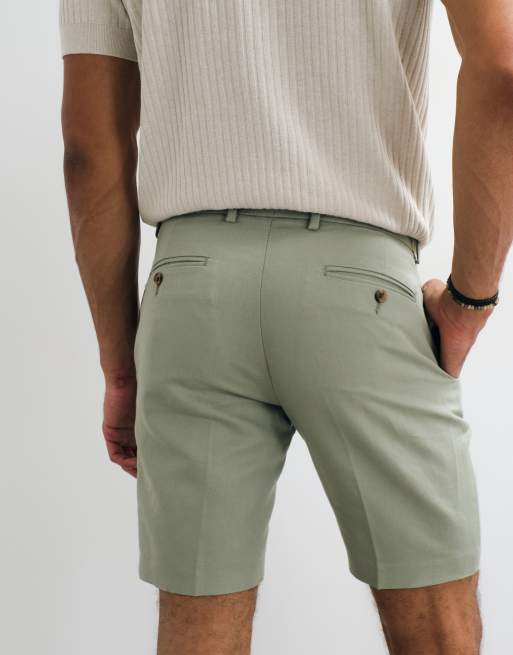 ASOS DESIGN – Salviagröna, figursydda shorts i linnerikt tyg med smal passform , 3 av 5
