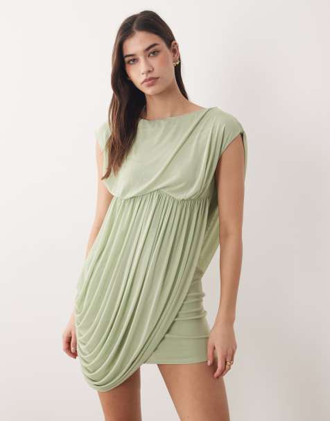 ASOS DESIGN - Salviegrøn draperet minikjole i mesh med ud-i-et-ærmer - view 1