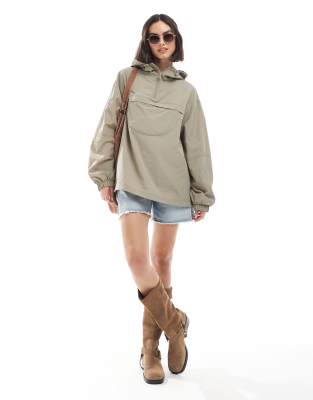 ASOS DESIGN - Salviegrøn sammenfoldelig regnjakke - view 1