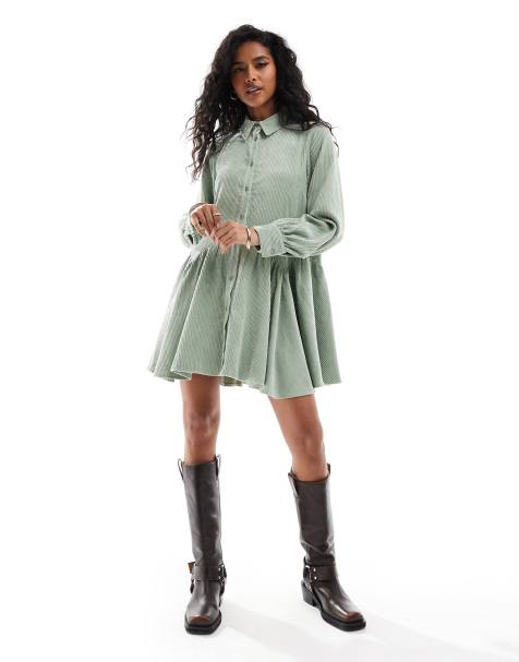 ASOS DESIGN - Salviegrøn smock-minikjole med peplumkant i fløjl - view 1