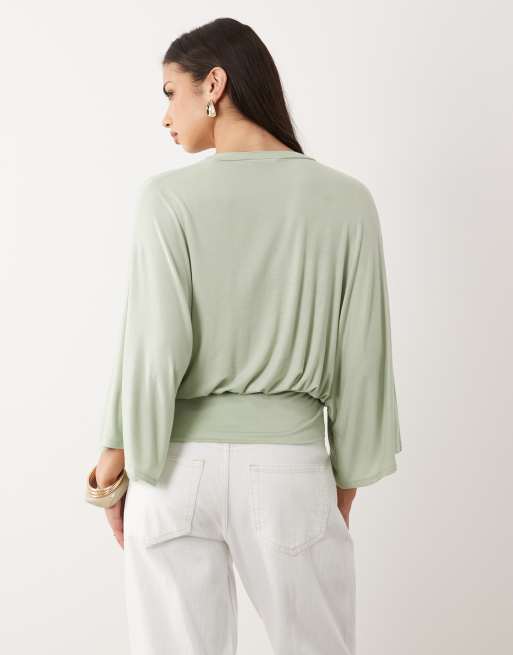 ASOS DESIGN - Salviegrøn top med indsyet talje og flagermusærmer, 4 af 4
