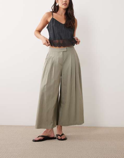 ASOS DESIGN - Salviegrønne skræddersyede flagrende culotte-bukser med plisseringer - view 1