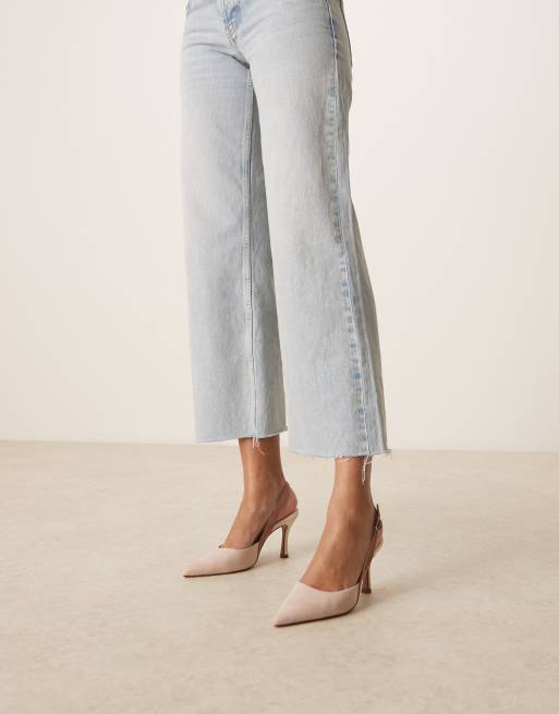 ASOS DESIGN – Samber 2 – Slingback-High-Heels aus Wildlederimitat in Beige und Wollweiß mit Stilettoabsatz, 4 von 4