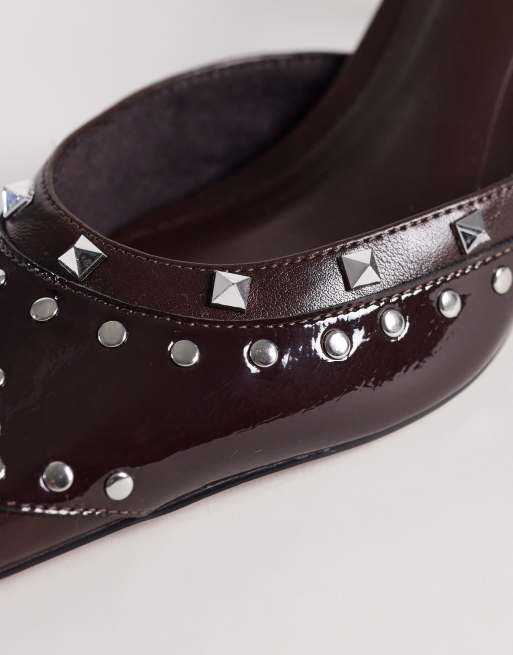 ASOS DESIGN - Sammie - Chokoladebrune højhælede mules med kantet westerntå og nitter, 2 af 4