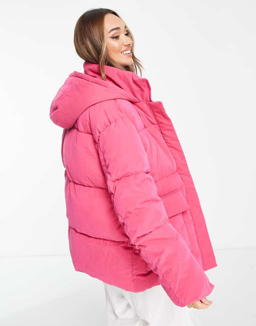 ASOS DESIGN – Samtige Pufferjacke in Rosa, 2 von 4
