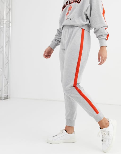 ASOS DESIGN Lounge - Felpa con stampa "San Diego" e joggers, 3 di 3