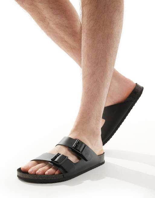 ASOS DESIGN - Sandalen met twee banden in zwart met zwarte zool 	