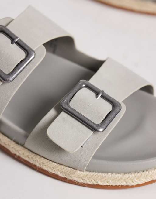 ASOS DESIGN - Sandalen met twee bandjes en gespen in grijs, 3 van 4
