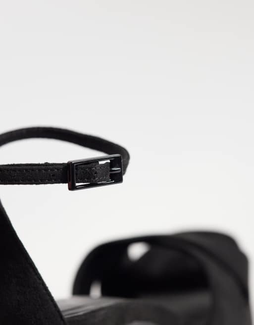 ASOS DESIGN Sandalias de tacón con plataforma en ante sintético negro, 5 de 5