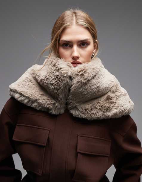 ASOS DESIGN – Sandfärgad halsduk i fuskpäls - view 1