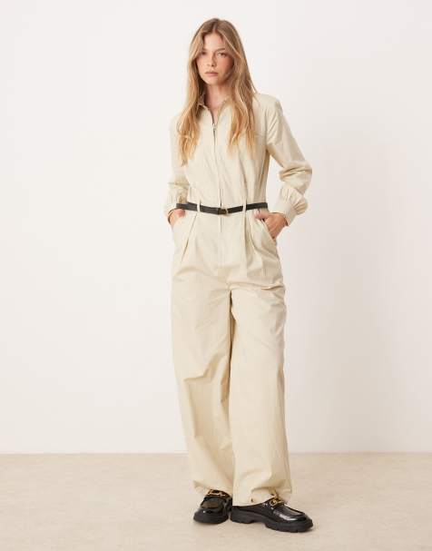 ASOS DESIGN – Sandfärgad overall med skärp och ficka med knappdetalj - view 1