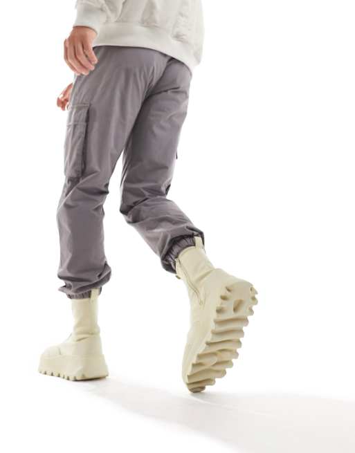 ASOS DESIGN – Sandfärgade, grova sockboots i neopren med dragkedja, 2 av 4