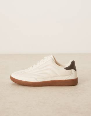 ASOS DESIGN – Sandfärgade sneakers med snörning - view 1