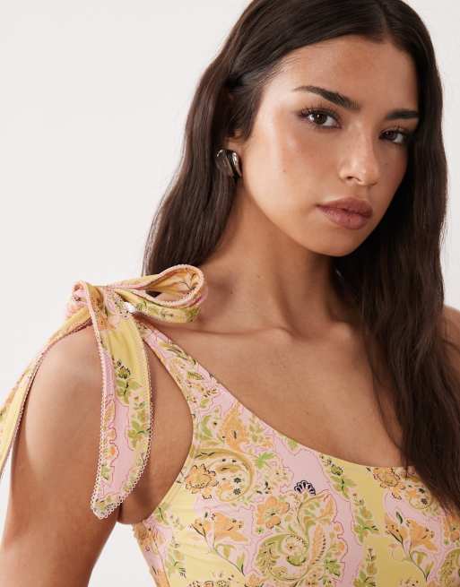 ASOS DESIGN Sarah one-shoulder swimsuit in floral print, 2 of 4