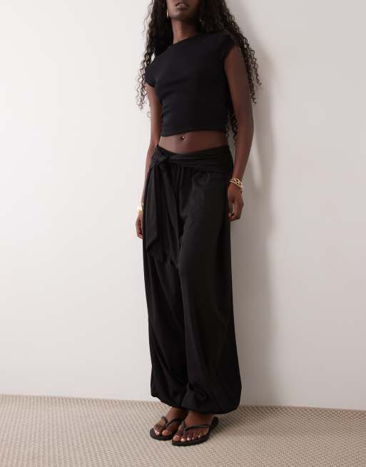 ASOS DESIGN sarong tie balloon trouser in black, 2 of 5