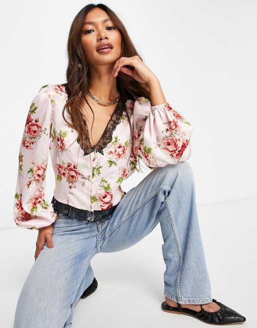 ASOS DESIGN - Satijnen blouse met kanten rand en zoomdetail in bloemenprint 