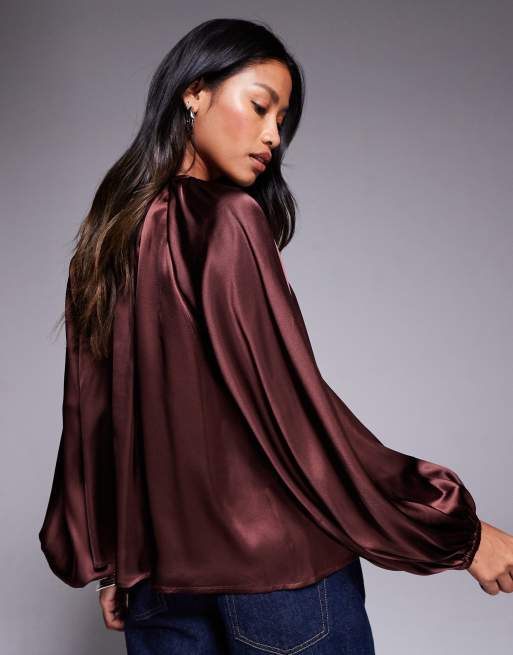 ASOS DESIGN - Satijnen blouse met volumineuze mouwen in chocoladebruin, 2 van 4