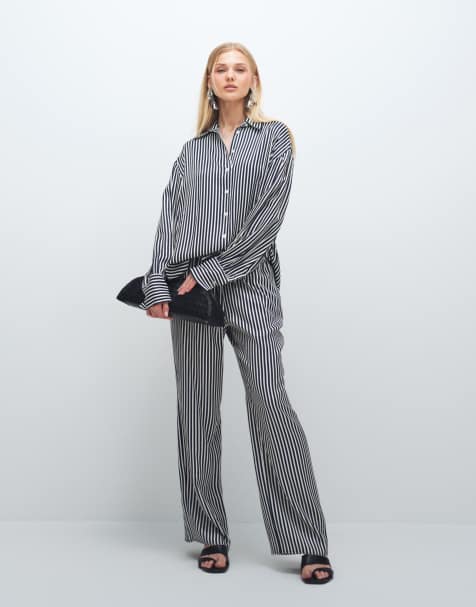 ASOS DESIGN - Satijnen broek met wijde pijpen en elastische taille in krijtstreep, deel van co-ord set - view 1