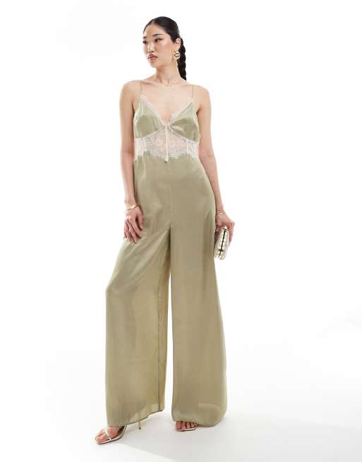 ASOS DESIGN - Satijnen cami-jumpsuit met kanten inzetstuk in kaki 