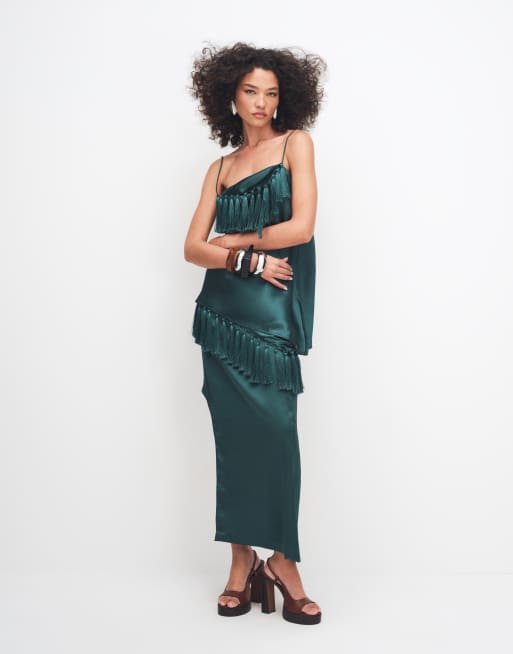 ASOS DESIGN - Satijnen cami met kwastjes in donkergroen, 2 van 7