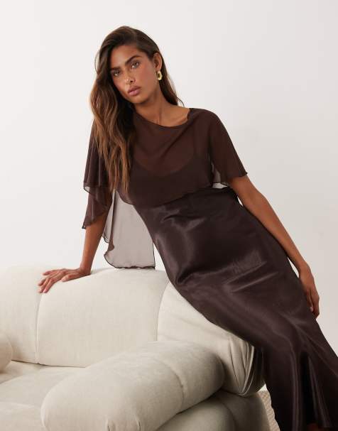 ASOS DESIGN satijnen cape-laag maxi jurk in chocoladebruin - view 1