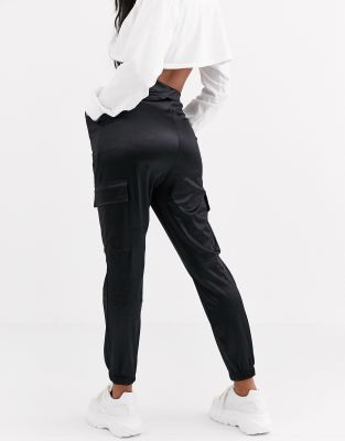 ASOS DESIGN - Satijnen joggingbroek met zakken | ASOS