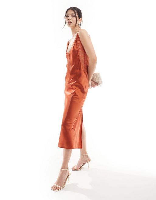 FhyzicsShops DESIGN - Satijnen maxi cami-jurk met kanten inzetstukken in roestbruin