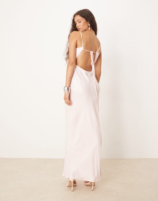 ASOS DESIGN - Satijnen maxi jurk met gestrikte achterkant in lichtroze, 4 van 4