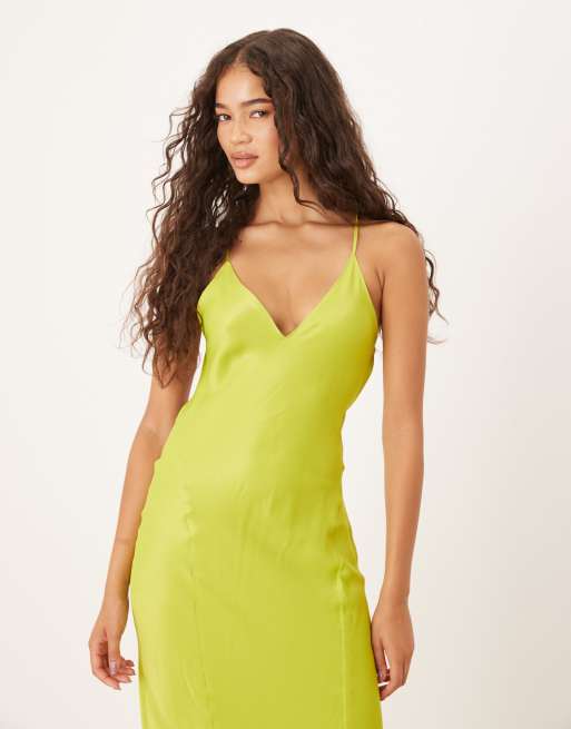 ASOS DESIGN - Satijnen maxi jurk met naaddetail in groen, 4 van 4