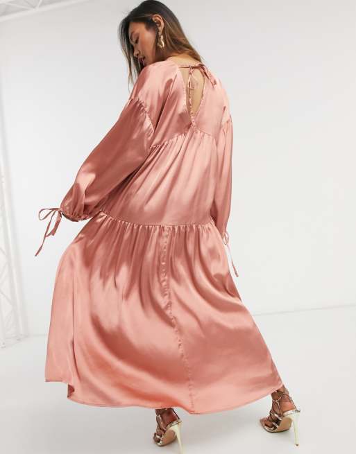 ASOS DESIGN - Satijnen midi-jurk met A-lijn en aangerimpelde stroken in oudroze, 2 van 4