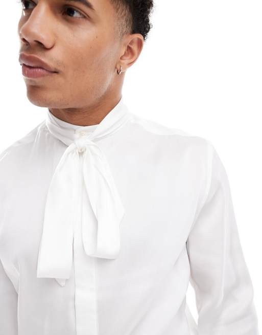 ASOS DESIGN - Satijnen regular-fit overhemd met strikkraag en volumineuze blousonmouwen in wit, 2 van 4