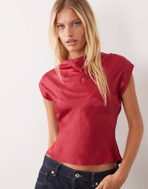 ASOS DESIGN satijnen top met gedrapeerde rug in kersenrood, 2 van 4