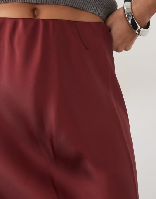 ASOS DESIGN satin bias maxi skirt in burgundy, 4 of 5