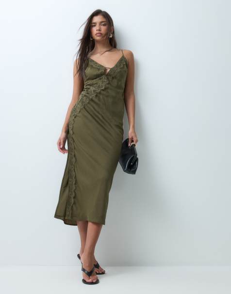 ASOS DESIGN Satin-Cami-Midikleid im schrägen Schnitt mit Spitzenbesatz und Seitendetail in Olivgrün - view 1