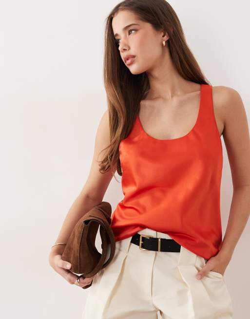 ASOS DESIGN – Satin-Camisole in Rot mit U-Ausschnitt, 2 von 4
