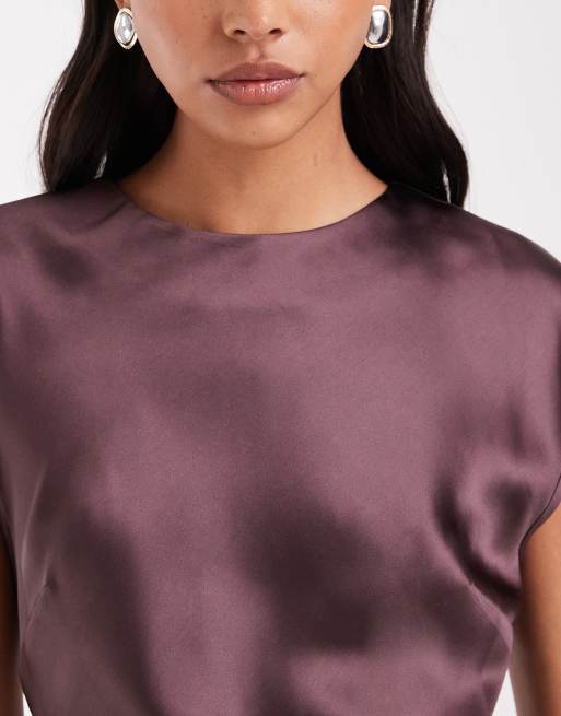 ASOS DESIGN satin column maxi dress with cap sleeves in chocolate brown, 3 of 4