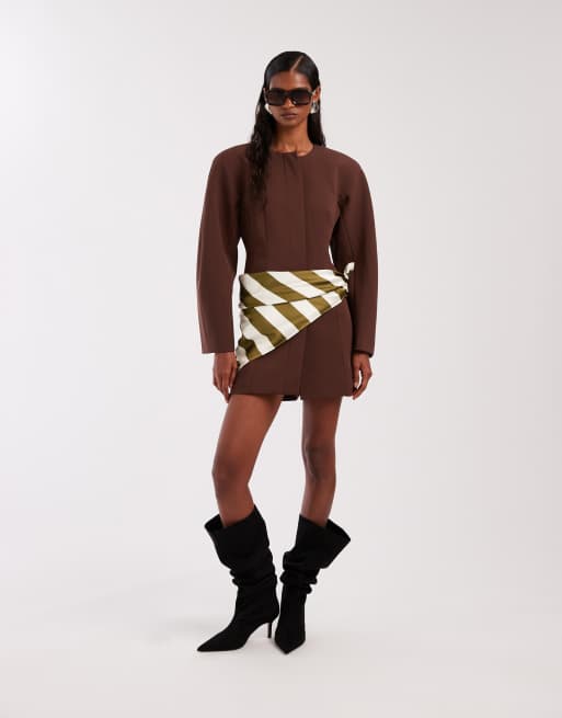 ASOS DESIGN satin headscarf in olive stripe, 3 of 3
