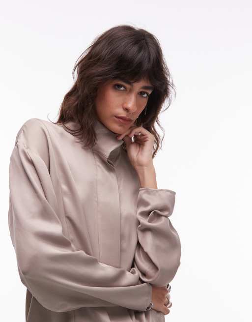 ASOS DESIGN – Satin-Hemd in Mokkabraun mit Trichterkragen, Kombiteil, 3 von 4